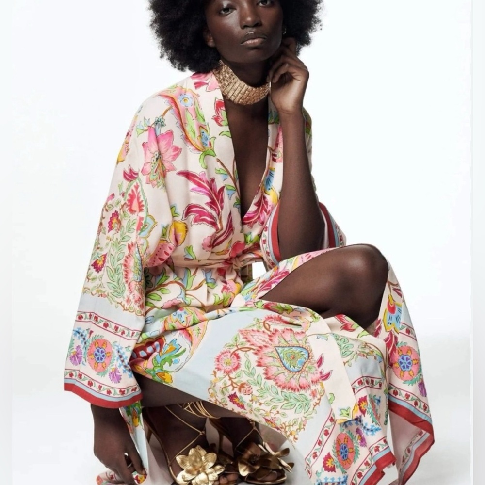 ZARA VIRAL FLORAL PRINT KIMONO COAT - SM046